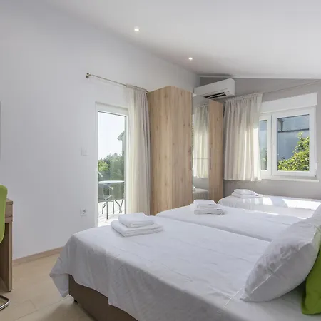 Romina By Interhome Porec