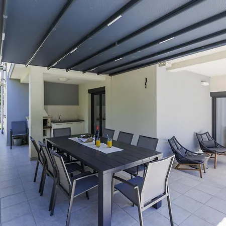 Romina By Interhome *