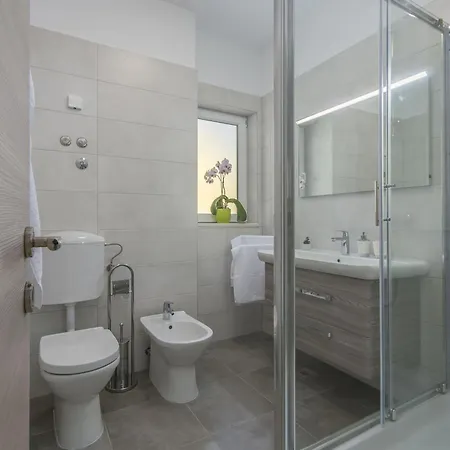 فيلة Romina By Interhome بوريتش