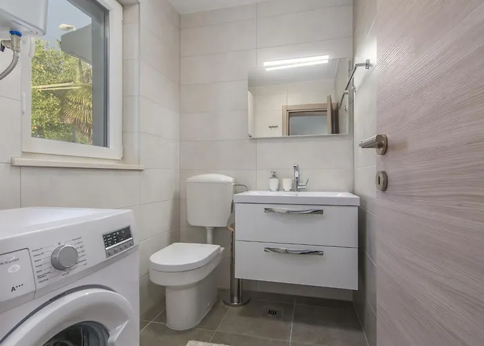 Romina By Interhome فيلة